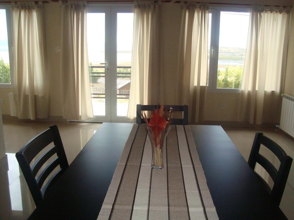 Altos del Lago departamentos El Calafate Habitación foto